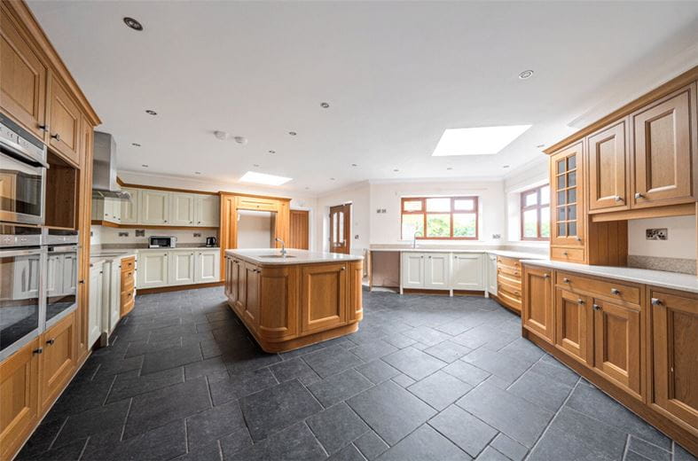5 bedroom house, Tolldish Lane, Great Haywood ST18
