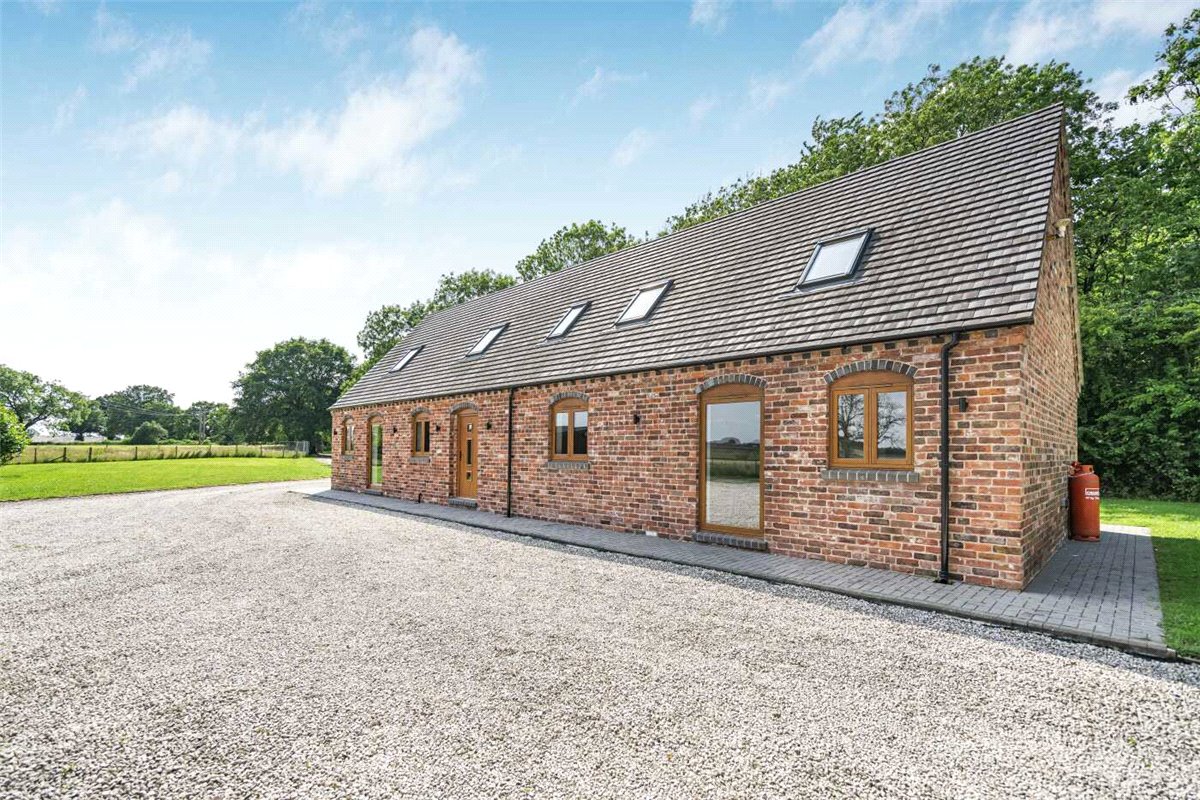 14 bedroom house, Yarnfield Lane, Yarnfield ST15 - Available