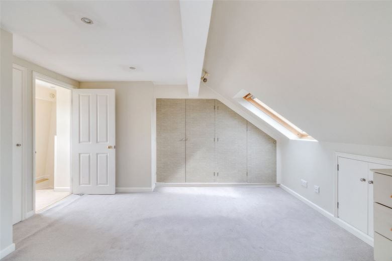 4 bedroom house, Langthorne Street, London SW6 - Sold