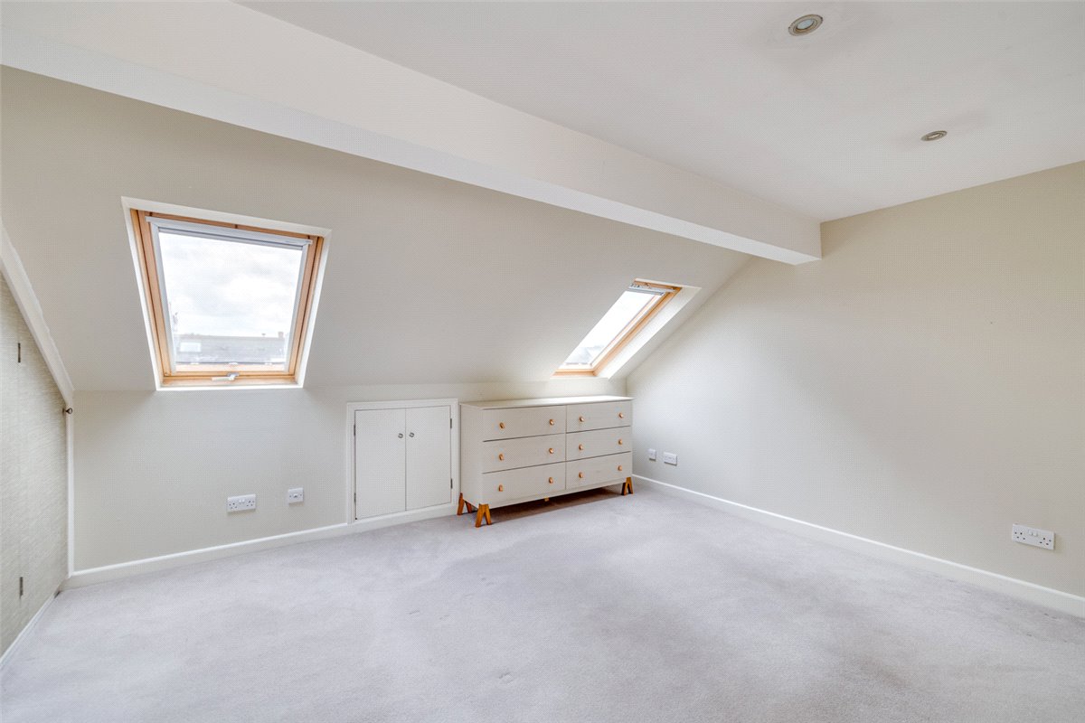 4 bedroom house, Langthorne Street, London SW6 - Sold