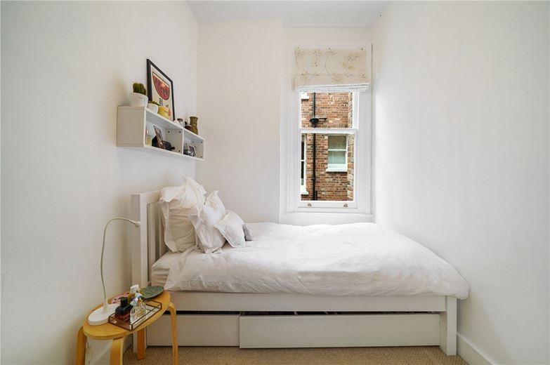 3 bedroom flat, Bishops Mansions, Fulham SW6 - Available