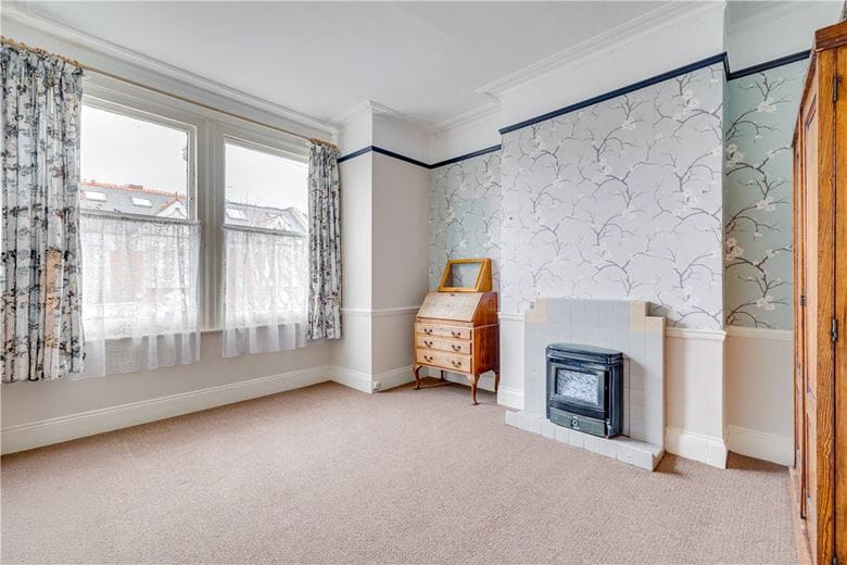 4 bedroom house, Finlay Street, London SW6 - Available