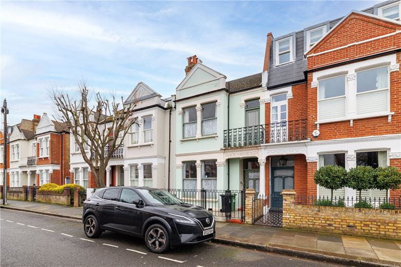 4 bedroom house, Finlay Street, London SW6 - Available