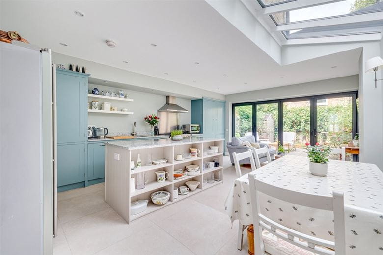 4 bedroom house, Edgarley Terrace, London SW6 - Available