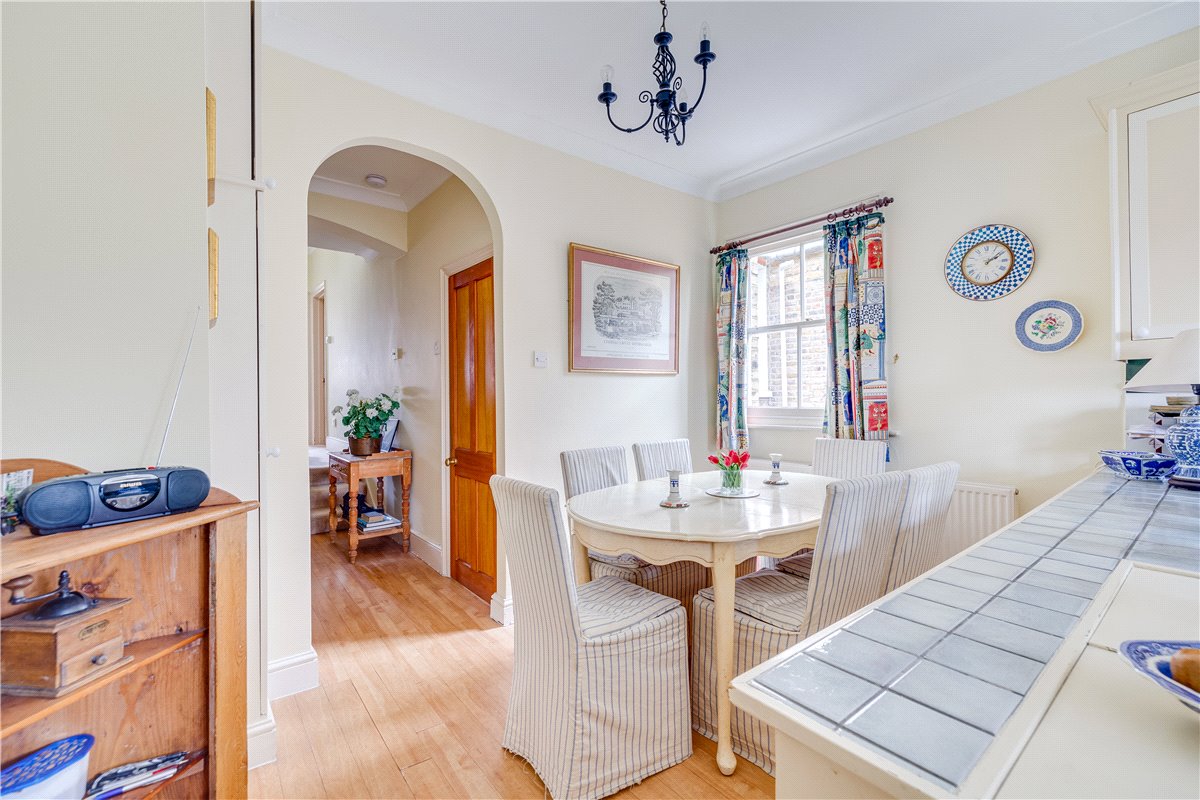 2 bedroom flat, Queensmill Road, London SW6 - Sold STC
