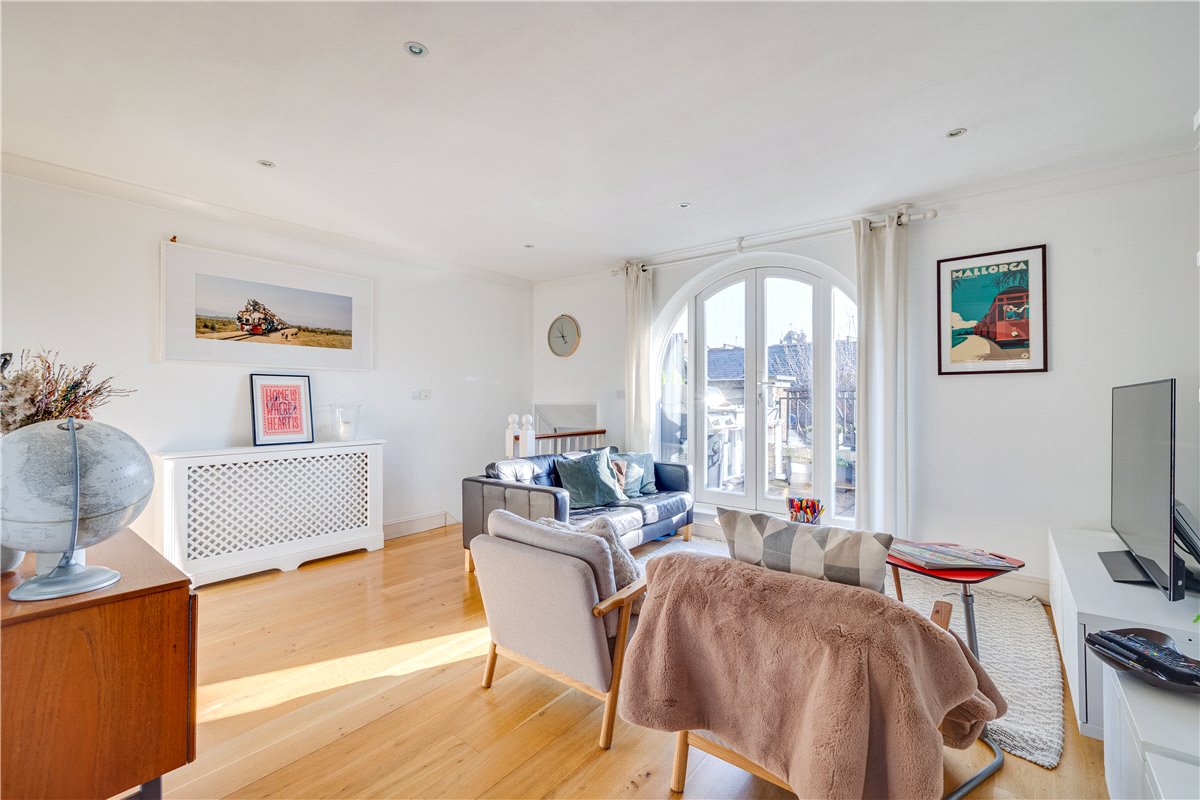 2 bedroom house, Marryat Square, Wyfold Road SW6 - Sold