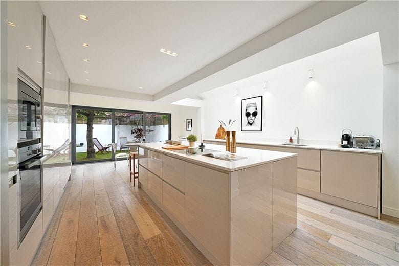 3 bedroom house, Delorme Street, London W6 - Available