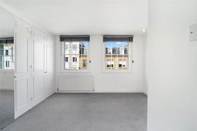 2 bedroom house, Burlington Road, London SW6 - Available