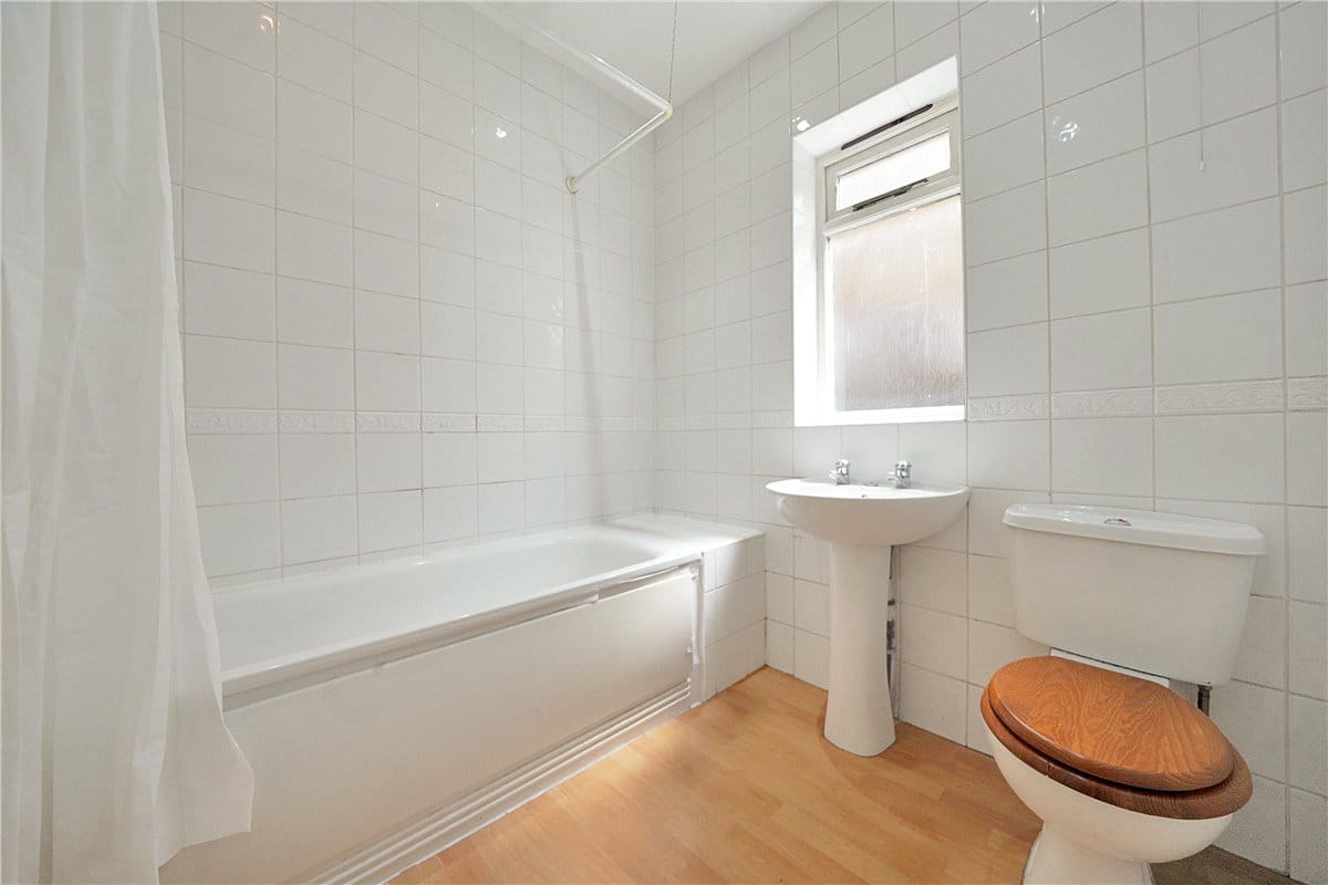 2 bedroom flat, Edenvale Street, London SW6 - Sold