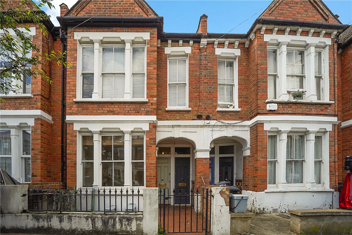 2 bedroom flat, Edenvale Street, London SW6 - Sold