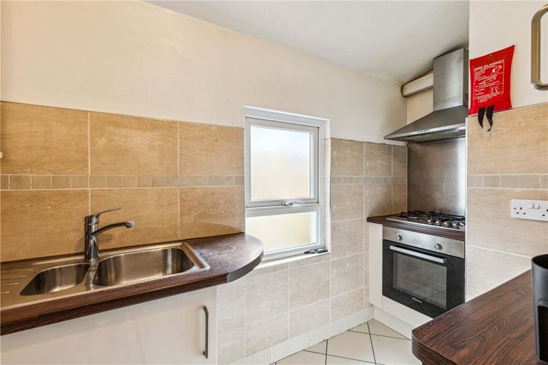 6 bedroom house, Niton Street, London SW6 - Available