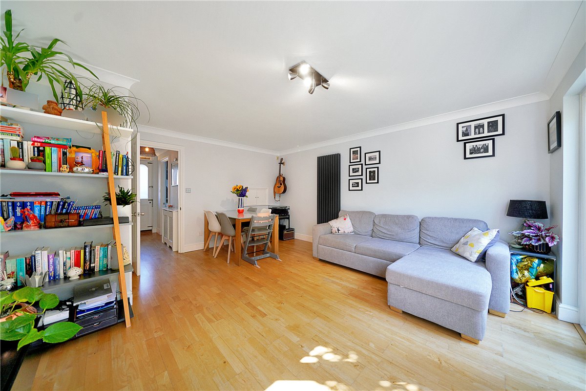 2 bedroom house, Marryat Square, Wyfold Road SW6 - Sold STC