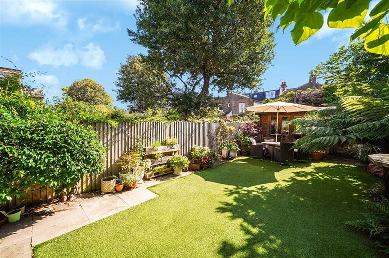 5 bedroom house, Inglethorpe Street, London SW6 - Available