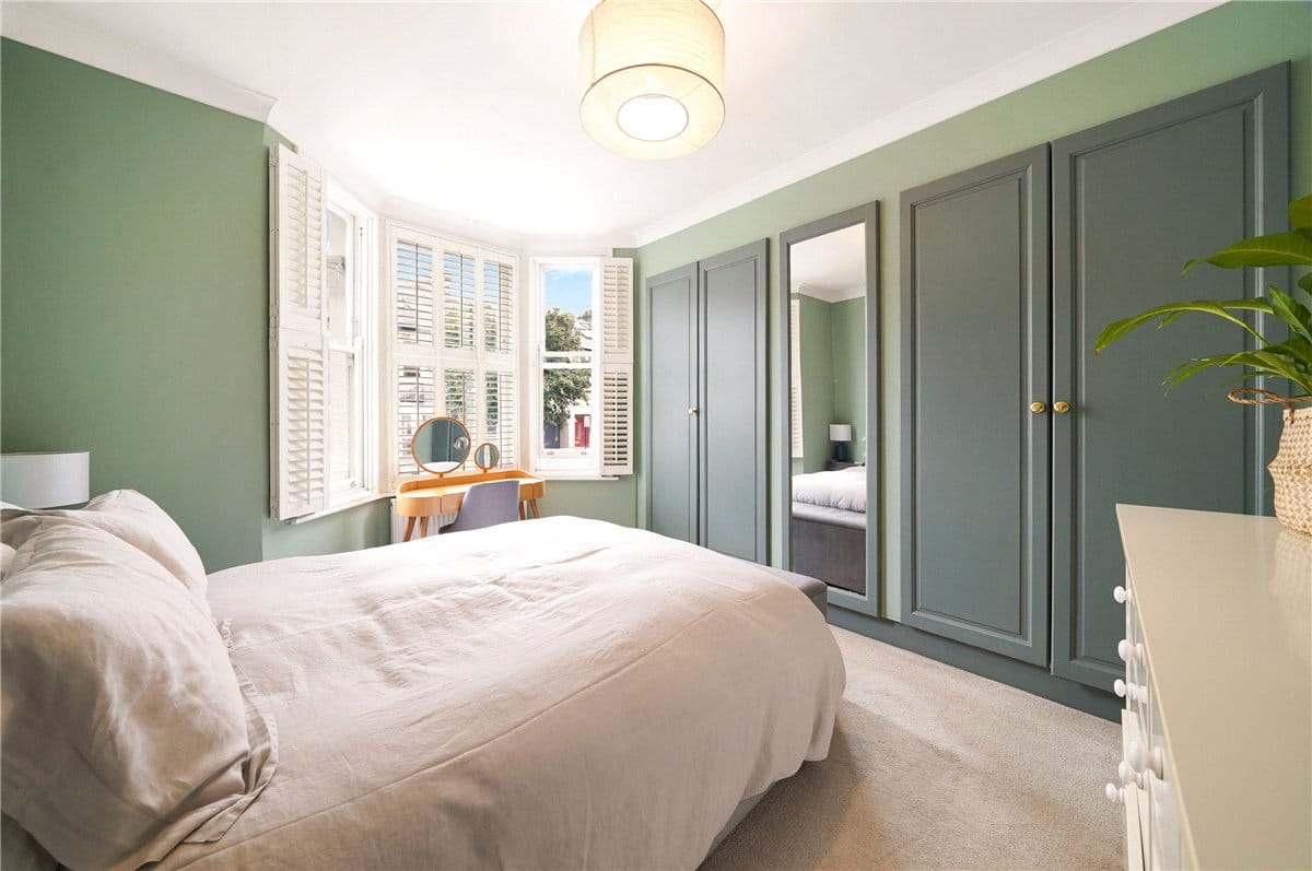 2 bedroom flat, Parkville Road, London SW6 - Available