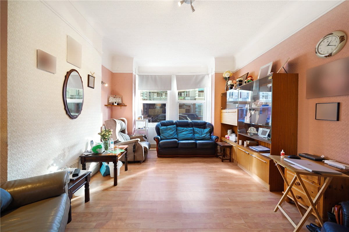 3 bedroom house, Burnfoot Avenue, London SW6 - Available