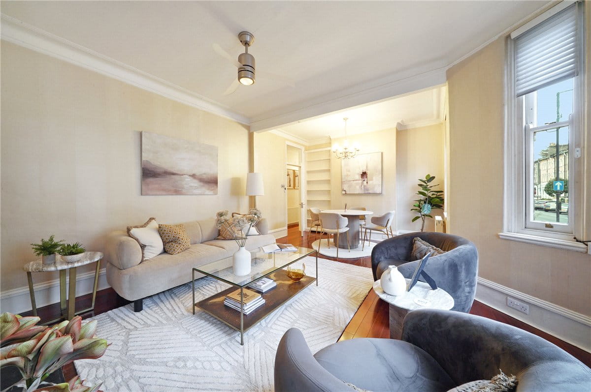 3 bedroom flat, Edith Road, London W14 - Available