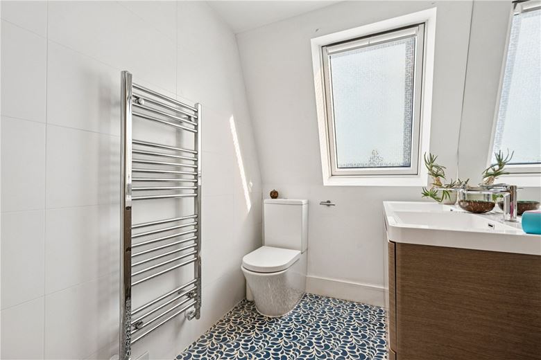 6 bedroom house, Queensmill Road, London SW6 - Available