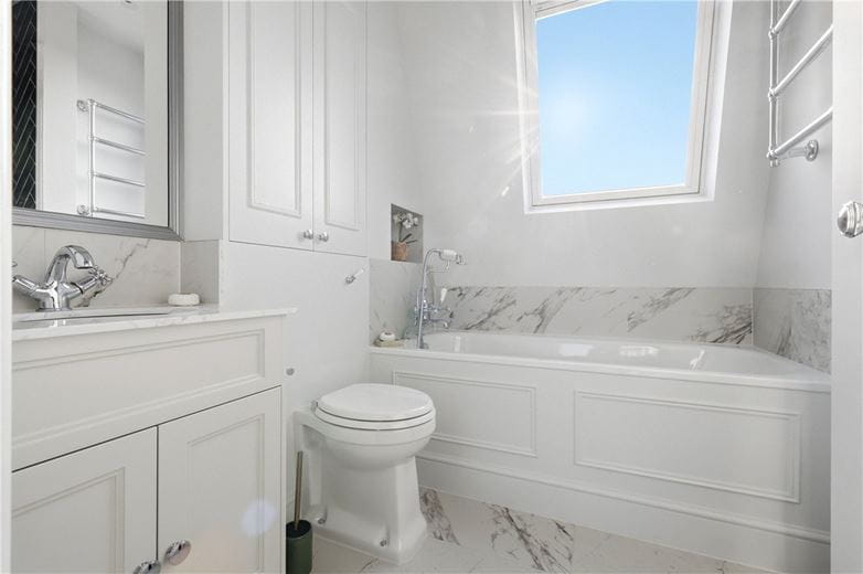 4 bedroom house, Hazlebury Road, London SW6 - Available