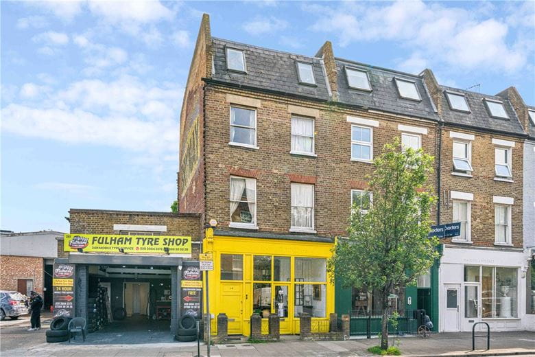 1 bedroom flat, Lillie Road, London SW6 - Available