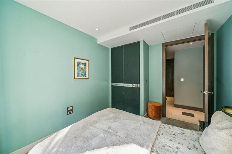 2 bedroom flat, Distillery Wharf, W6 - Available