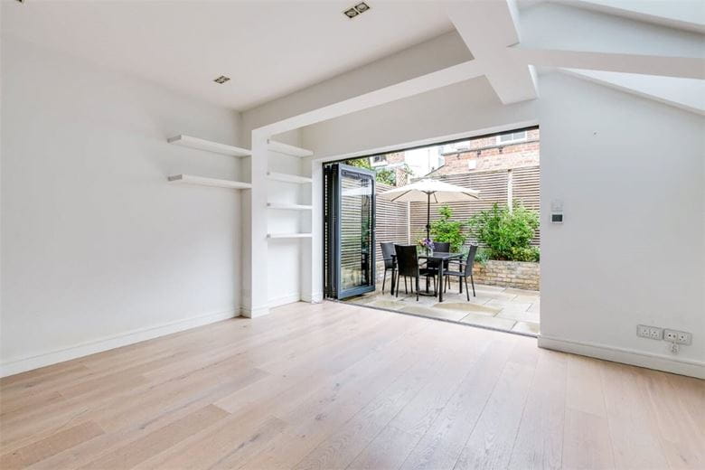 2 bedroom flat, Rowallan Road, London SW6 - Sold STC