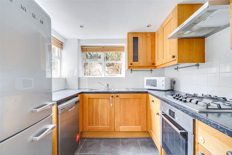 2 bedroom flat, Reporton Road, London SW6 - Sold