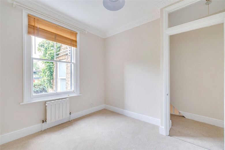 2 bedroom flat, Reporton Road, London SW6 - Sold