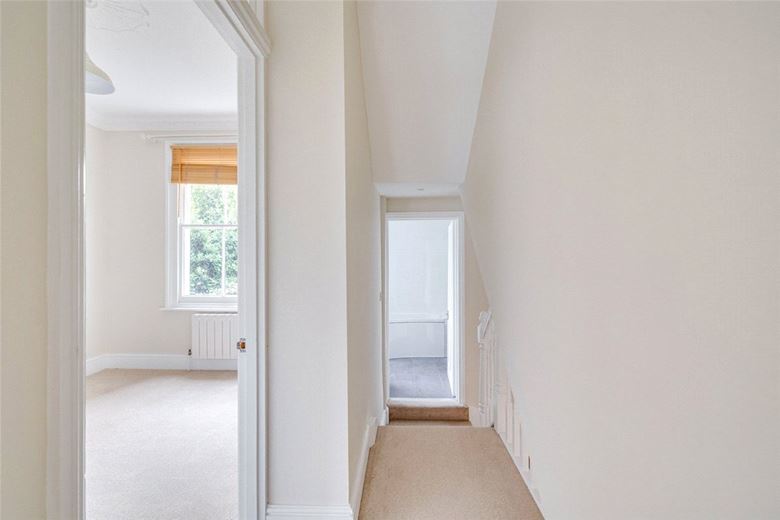 2 bedroom flat, Reporton Road, London SW6 - Sold