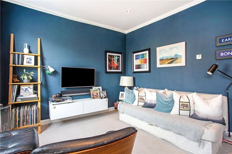 2 bedroom flat, Bishops Road, London SW6 - Sold STC