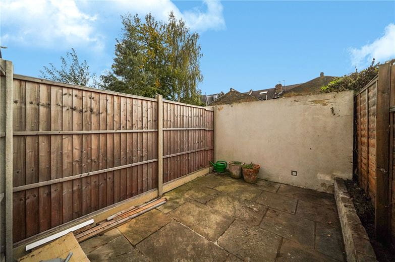 2 bedroom flat, Edenvale Street, London SW6 - Sold STC