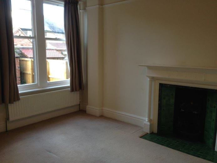 1 bedroom flat, St George`s Road, Harrogate HG2 - Let Agreed