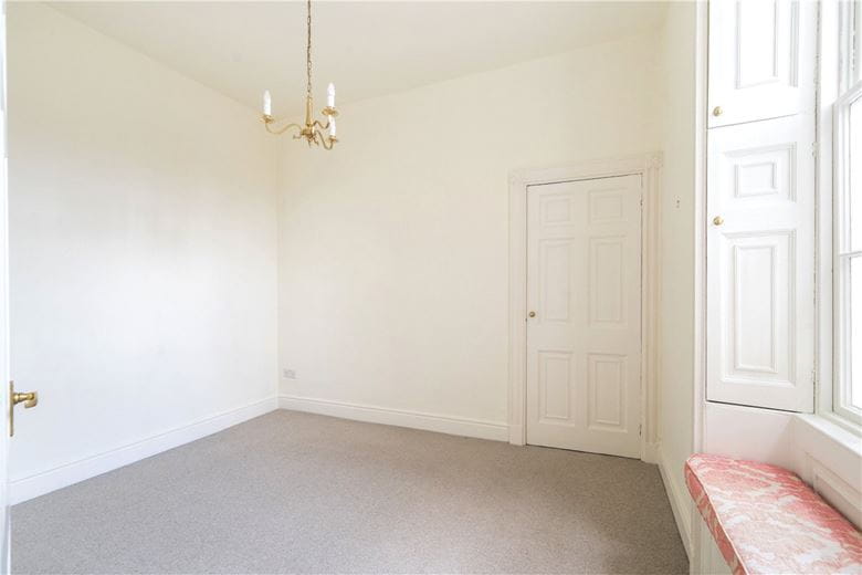 2 bedroom flat, Henrietta Street, Bath BA2 - Available