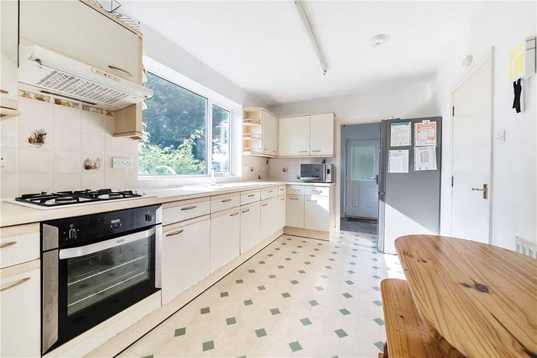 4 bedroom house, Minster Way, Bath BA2 - Available