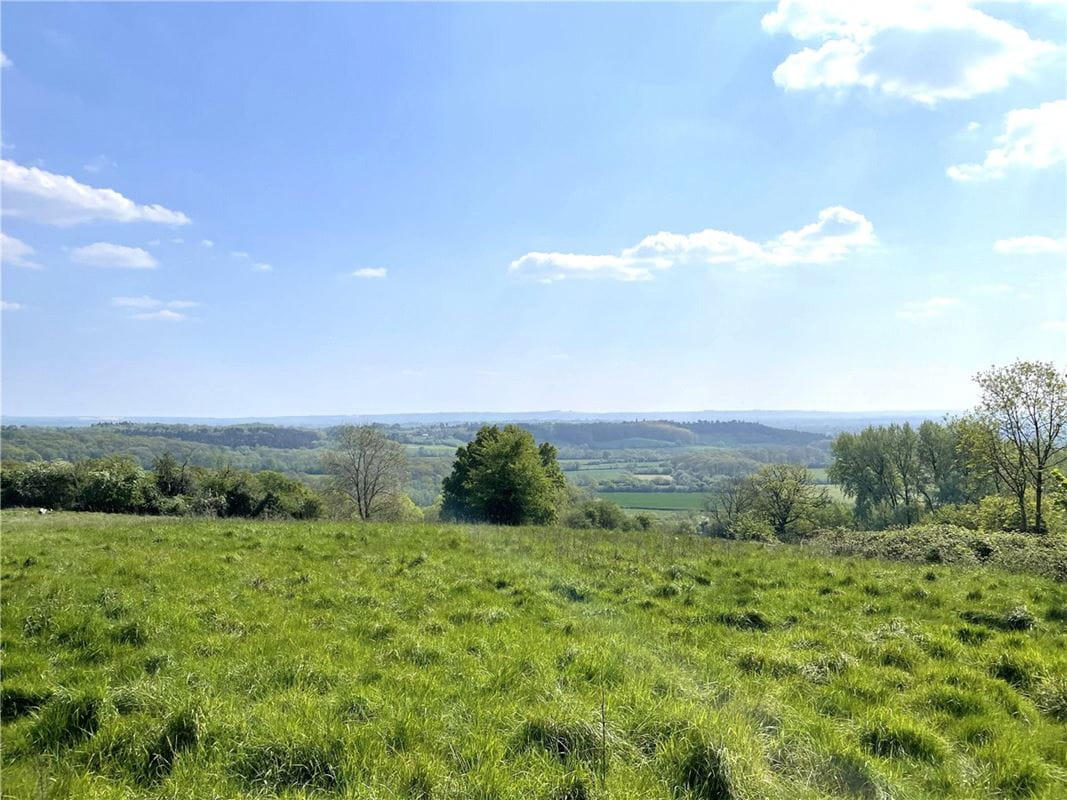 19 bedroom house, Bowden Hill, Lacock SN15 - Available