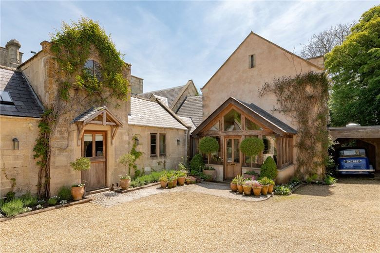 5 bedroom house, Church Road, Biddestone SN14 - Available