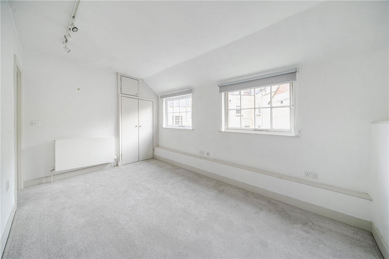 2 bedroom maisonette, Monmouth Street, Bath BA1 - Available