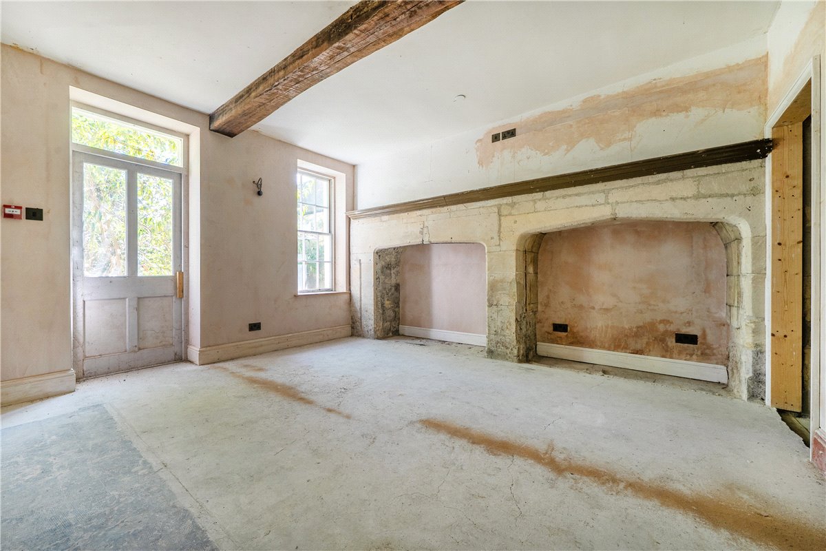 7 bedroom house, Bladud Buildings, Bath BA1 - Available