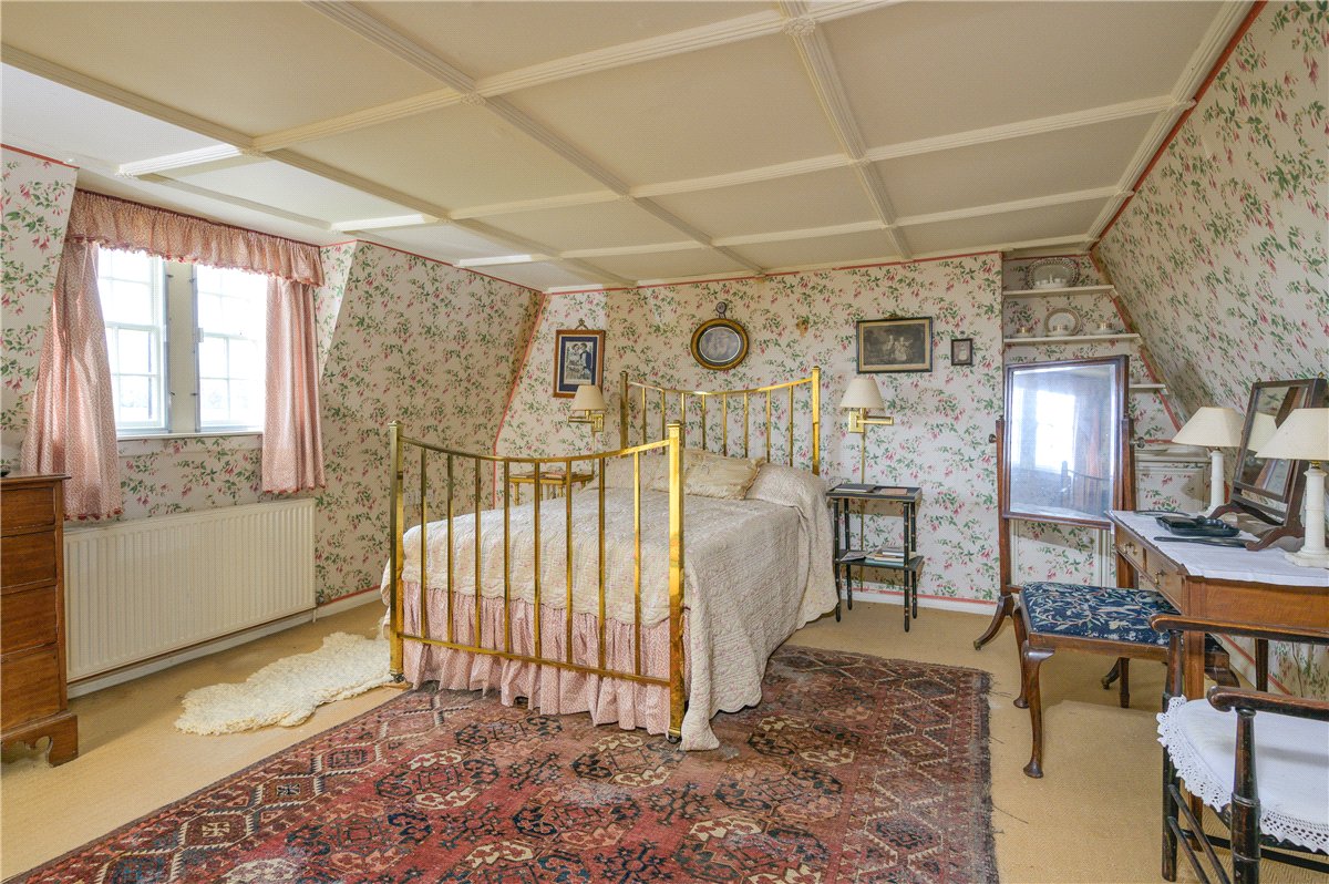 5 bedroom house, West Yatton, Yatton Keynell SN14 - Available