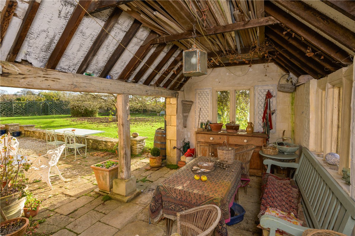 5 bedroom house, West Yatton, Yatton Keynell SN14 - Available