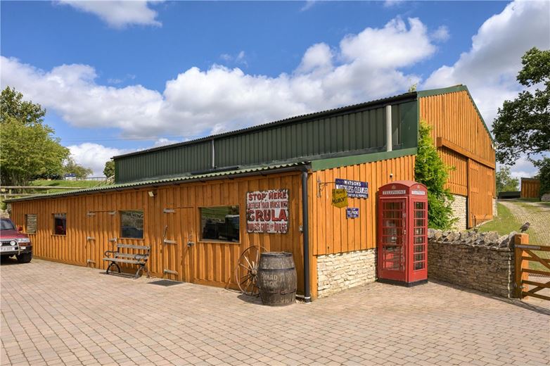 38 acres House, Siston, Bristol BS16 - Available