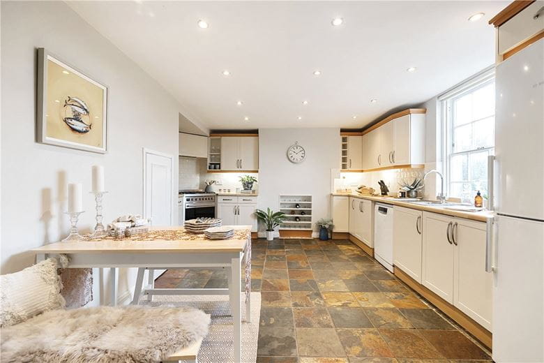 3 bedroom house, Mount Beacon Row, Bath BA1 - Available