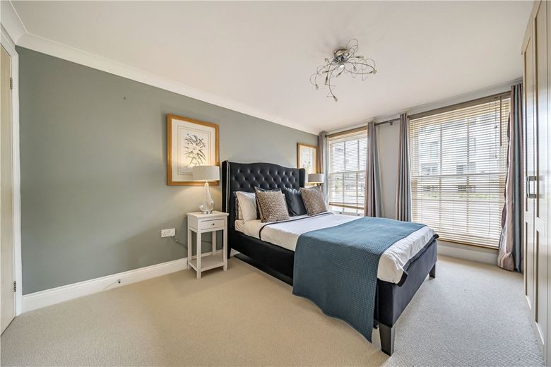 2 bedroom flat, Victoria Bridge Road, Bath BA1 - Sold STC