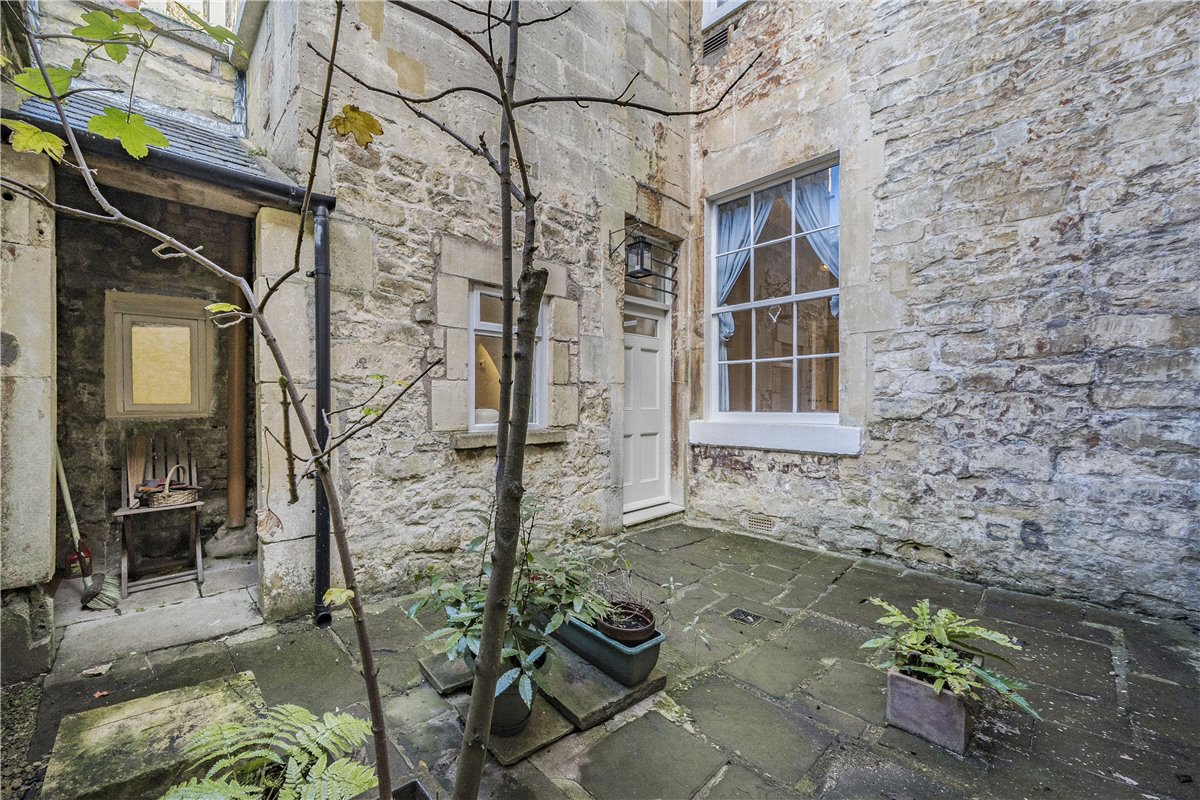 1 bedroom flat, Park Street, Bath BA1 - Sold