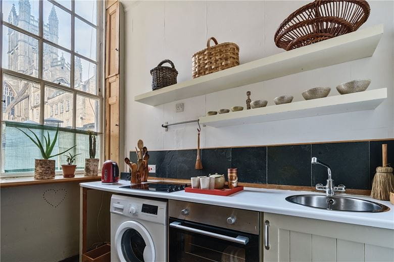 1 bedroom flat, Abbey House, Abbey Green BA1 - Sold