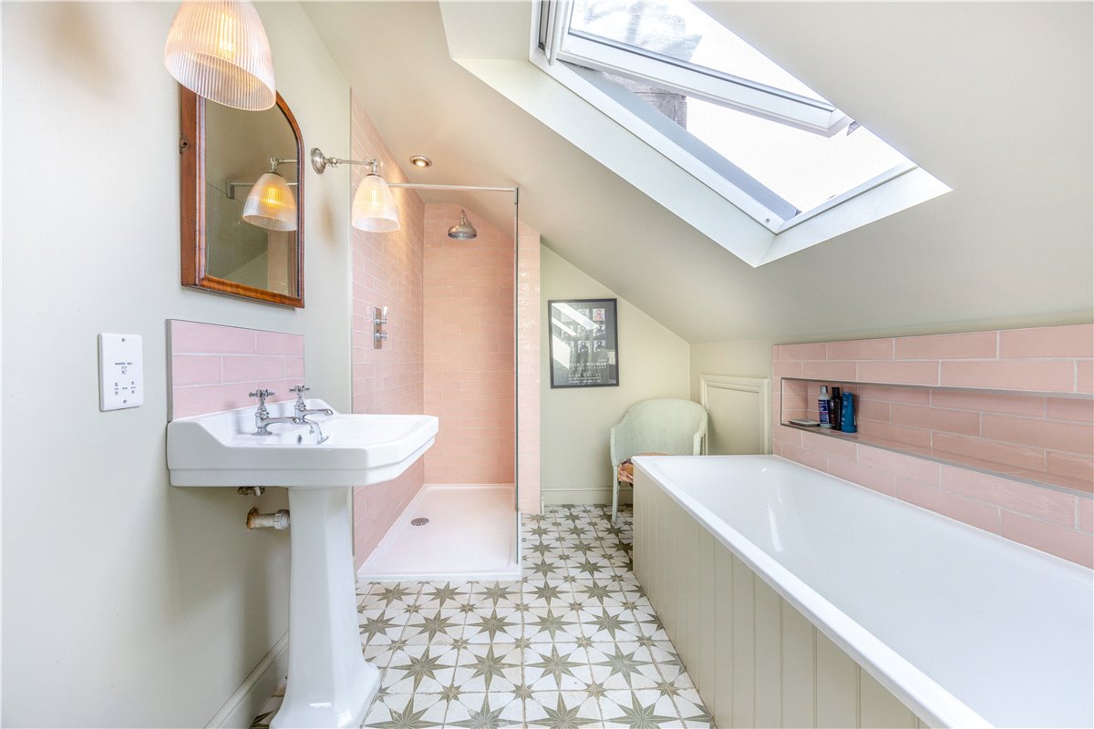 4 bedroom house, Oldfield Road, Bath BA2 - Sold STC