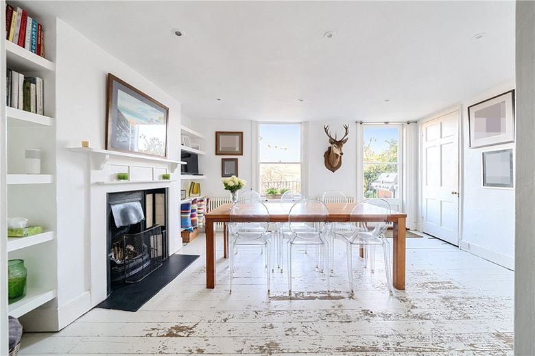 4 bedroom house, Berkeley Place, Camden Road BA1 - Sold