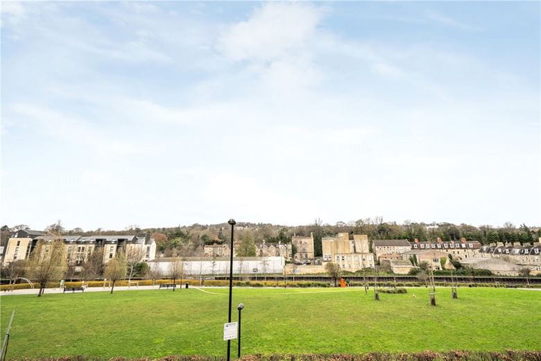 2 bedroom flat, Percy Terrace, Bath BA2 - Sold STC