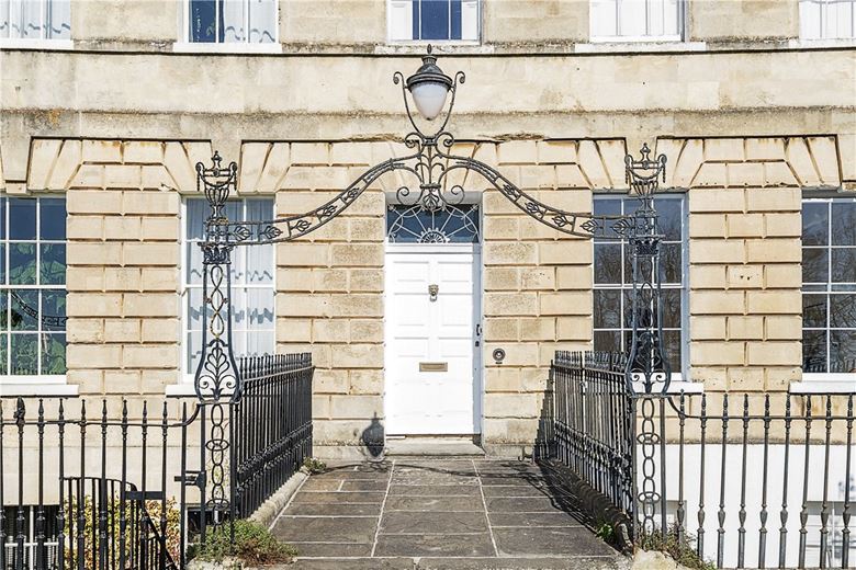 1 bedroom flat, Lansdown Crescent, Bath BA1 - Sold STC