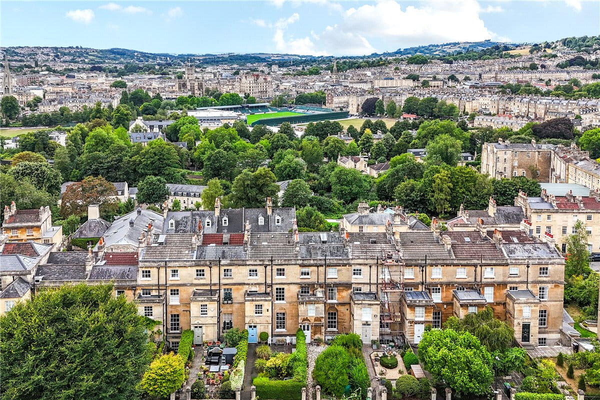 4 bedroom house, Darlington Place, Bath BA2 - Sold STC