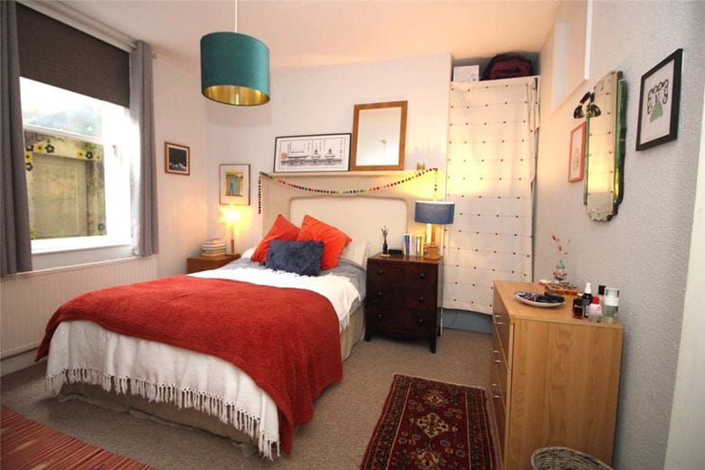 2 bedroom flat, Belgrave Terrace, Bath BA1 - Sold